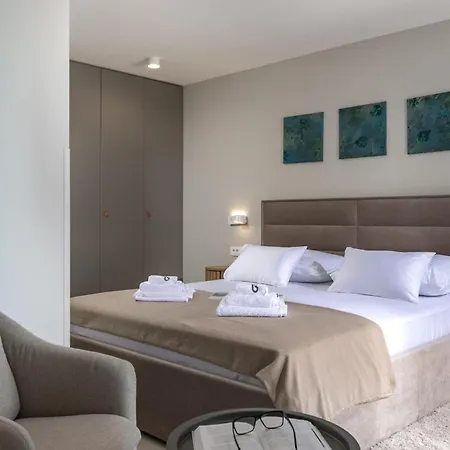 4 Bedroom Awesome In Brac بيت للعطل سبليتسكا
