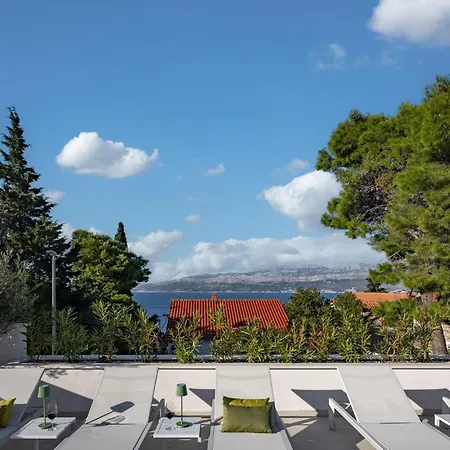 4 Bedroom Awesome In Brac بيت للعطل سبليتسكا